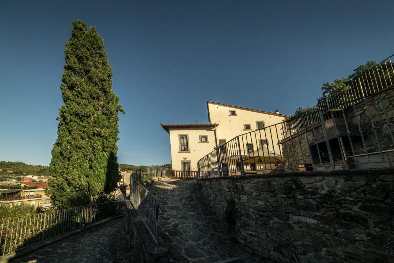 Rocca Palazzaccio Appart hôtel