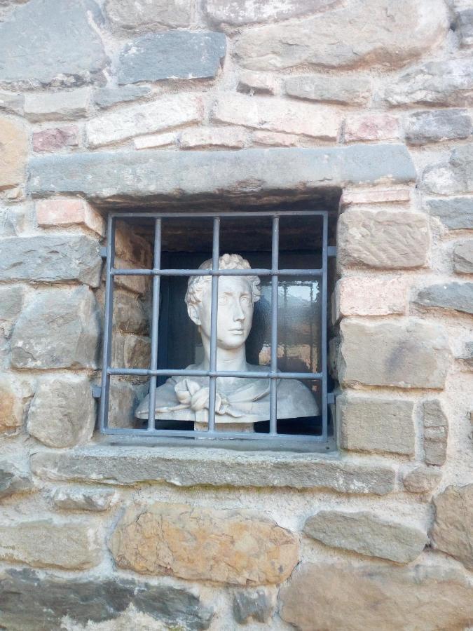 Rocca Palazzaccio 3*
